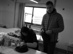 Manager, technolog i pracownicy wzorcowni